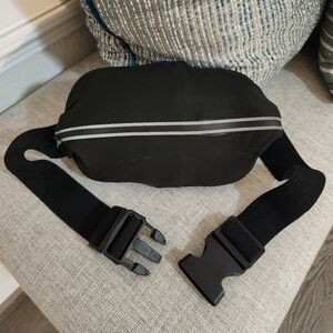 Black Belt Bag with Reflective Stripe Stretchy Bag And Stretcy Belt